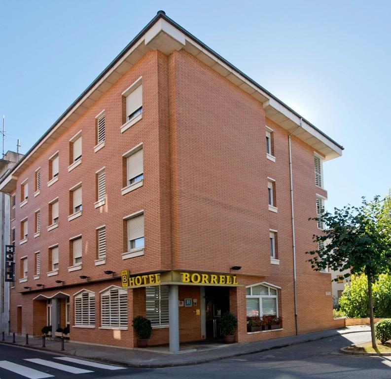 Hotel Borrell Olot Buitenkant foto