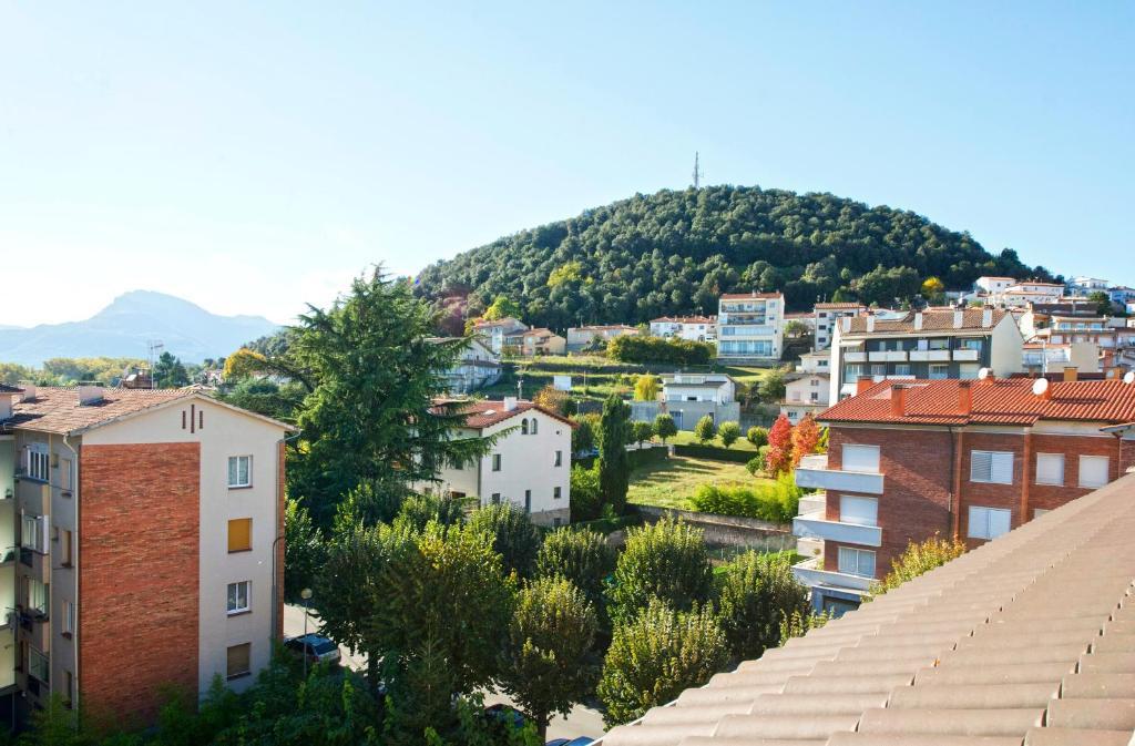 Hotel Borrell Olot Buitenkant foto